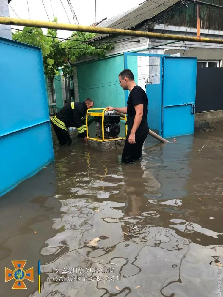 Наслідки повені Новини Одеси ДСНС Злива в Одесі 21.07.2021 Наслідки повені Новини Одеси ДСНС Злива в Одесі 21.07.2021