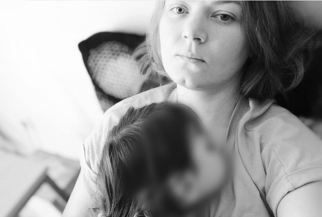 Моя дитина – не наркоман, – мати тяжкохворої дівчинки про легалізацію медичного канабісу Моя дитина – не наркоман, – мати тяжкохворої дівчинки про легалізацію медичного канабісу