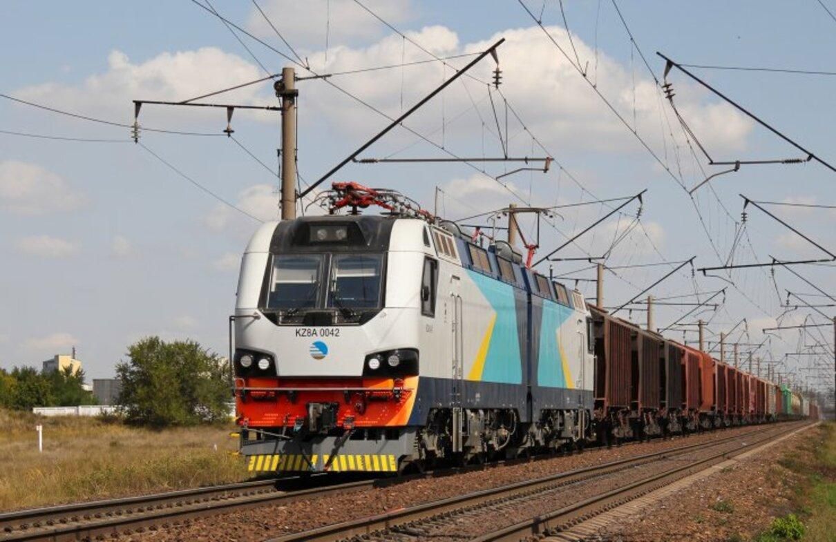 Оновлять локомотивний парк Укрзалізниці: угода з Францією