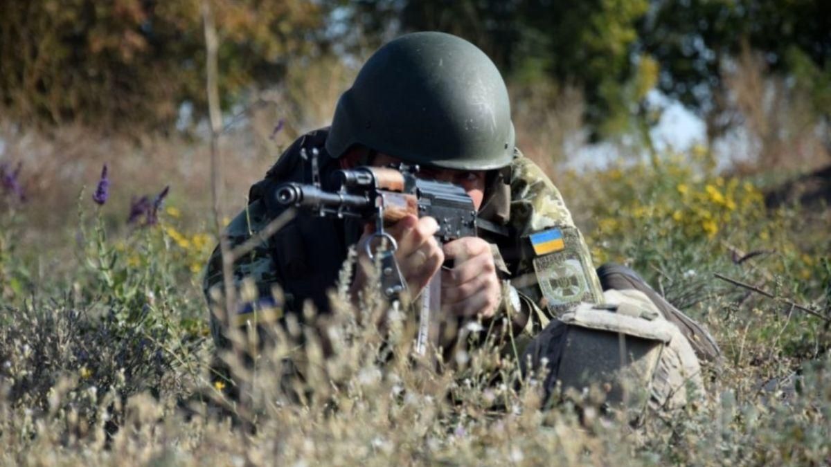 Сколько военных погибли во время перемирия на Донбассе