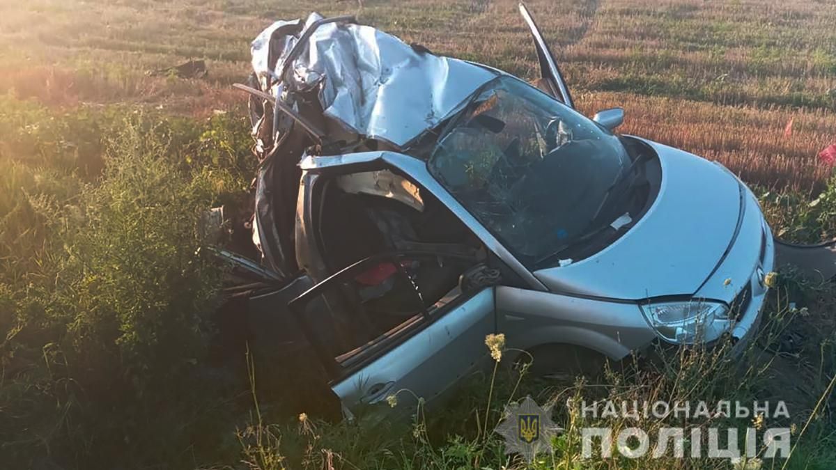 Авто разорвало: смертельное ДТП на трассе Одесса - Рени - фото