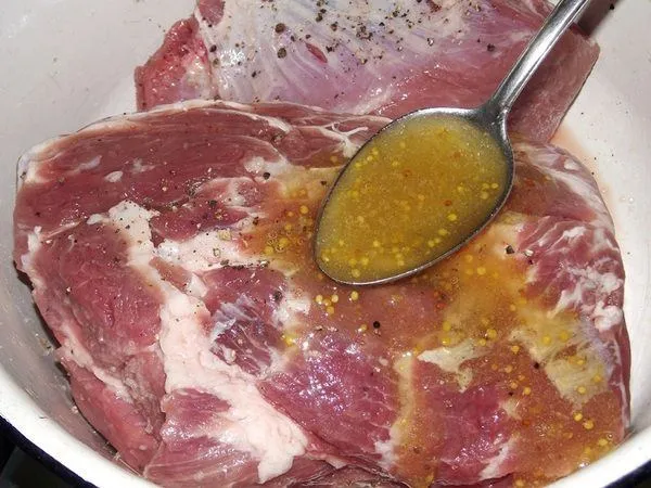 М'ясо у медові М'ясо у медові