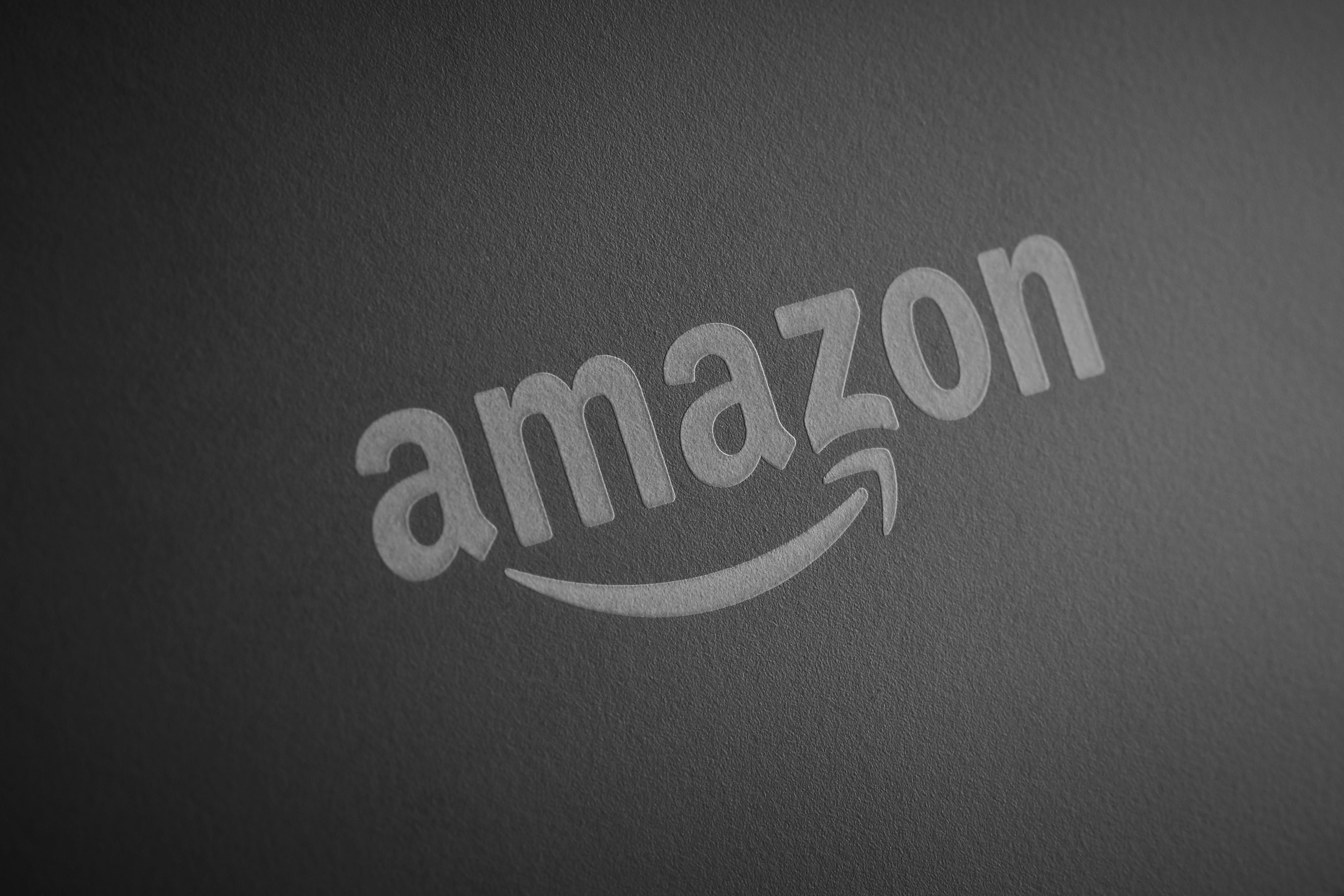Amazon вчергове потрапила у скандал