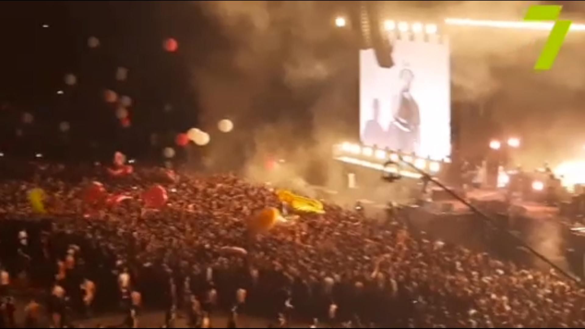 Хіба карантин скасували: в Одесі на концерт білоруського репера прийшло 45 тисяч – відео Хіба карантин скасували: в Одесі на концерт білоруського репера прийшло 45 тисяч – відео