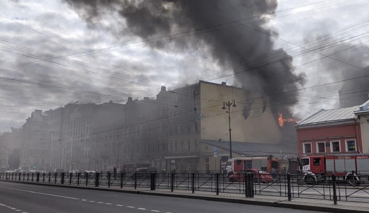 В Санкт-Петербурге 25 июля 2021 вспыхнул масштабный пожар В Санкт-Петербурге 25 июля 2021 вспыхнул масштабный пожар