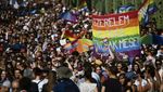 У Будапешті пройшов багатотисячний мітинг проти закону про "ЛГБТ-пропаганду": фото, відео