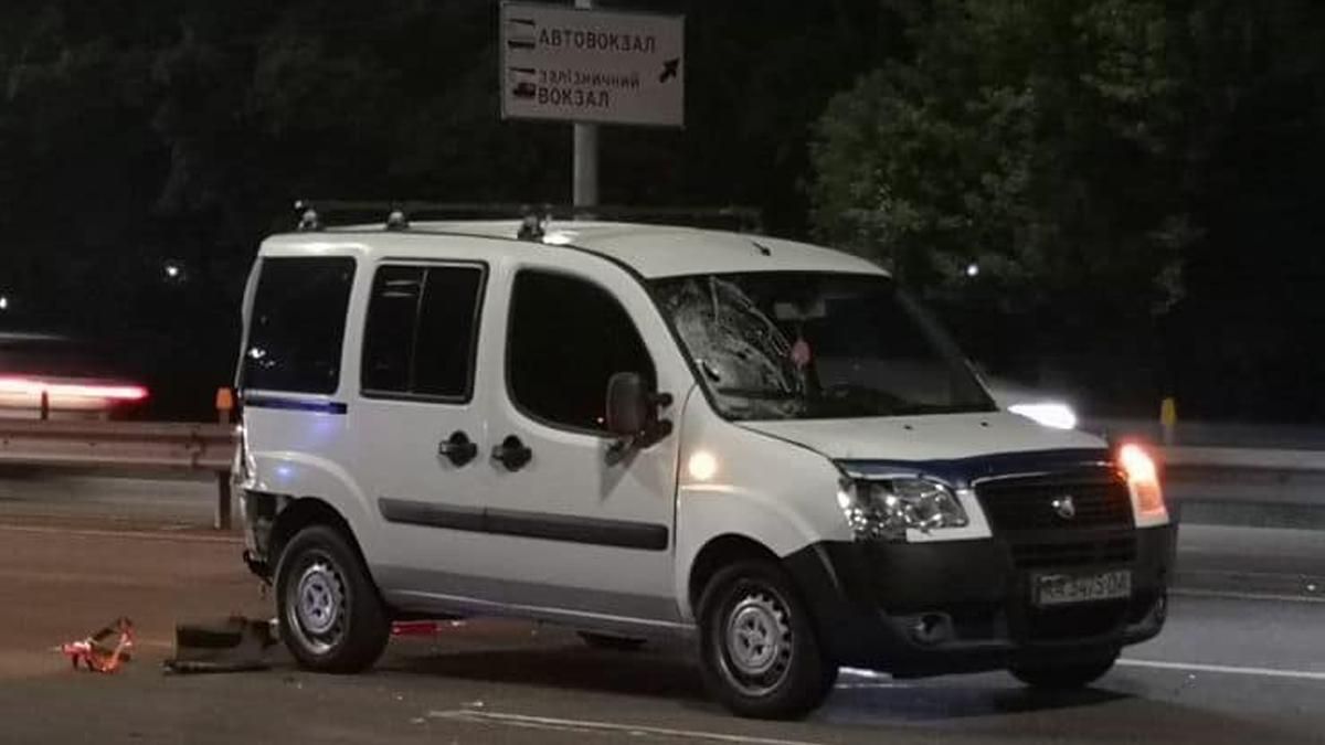 В Киеве под колесами легковушки погиб пешеход В Киеве под колесами легковушки погиб пешеход