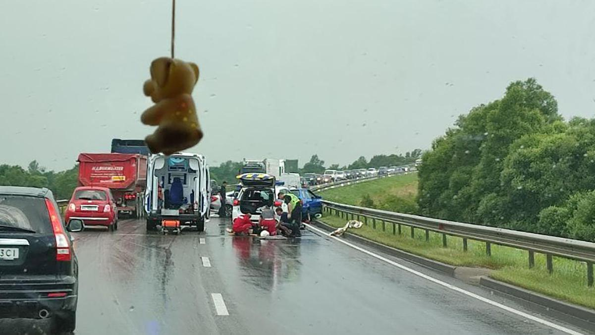 На Львовщине произошло серьезное ДТП, где травмировались 6 человек