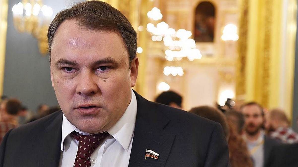 Вы - русские, -Толстой снова отметился заявлением об Украине Вы - русские, -Толстой снова отметился заявлением об Украине