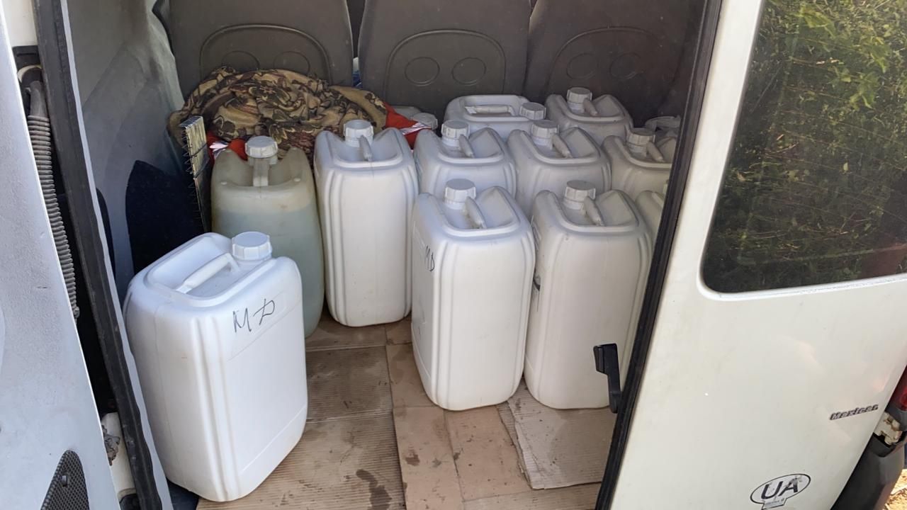 Крали 30 тонн пального щомісячно: в Укрзалізниці викрили схему Крали 30 тонн пального щомісячно: в Укрзалізниці викрили схему