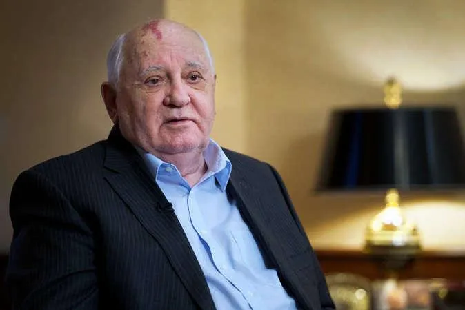 Горбачов Горбачов