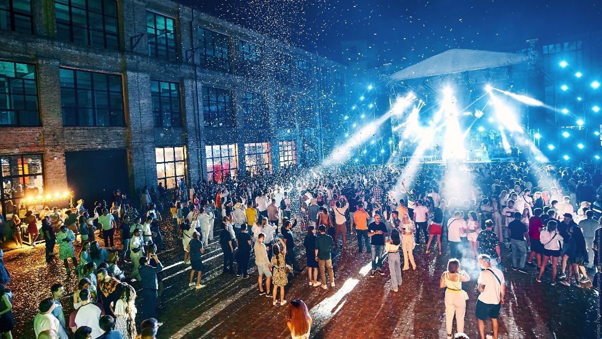 8 причин поринути у відрив на White Nights Festival. Africa