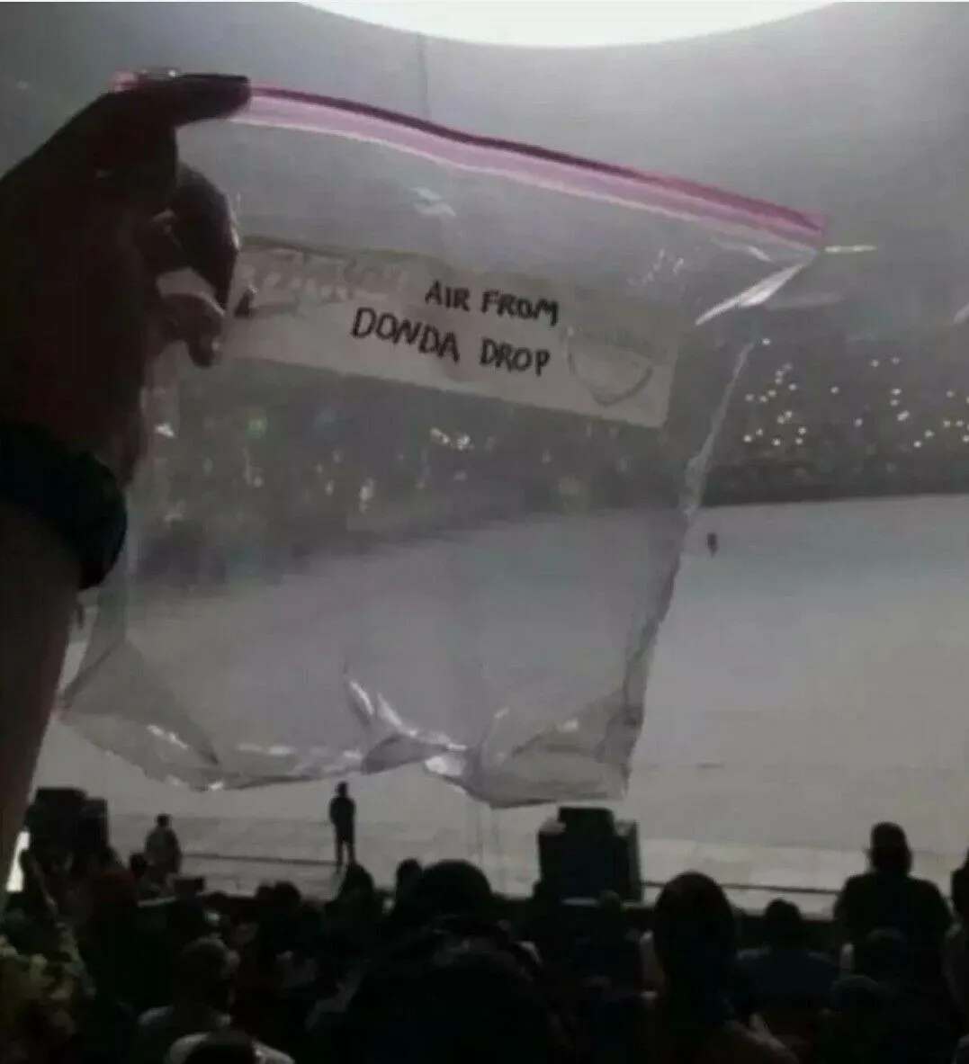 Повітря з концерту Каньє Веста Повітря з концерту Каньє Веста