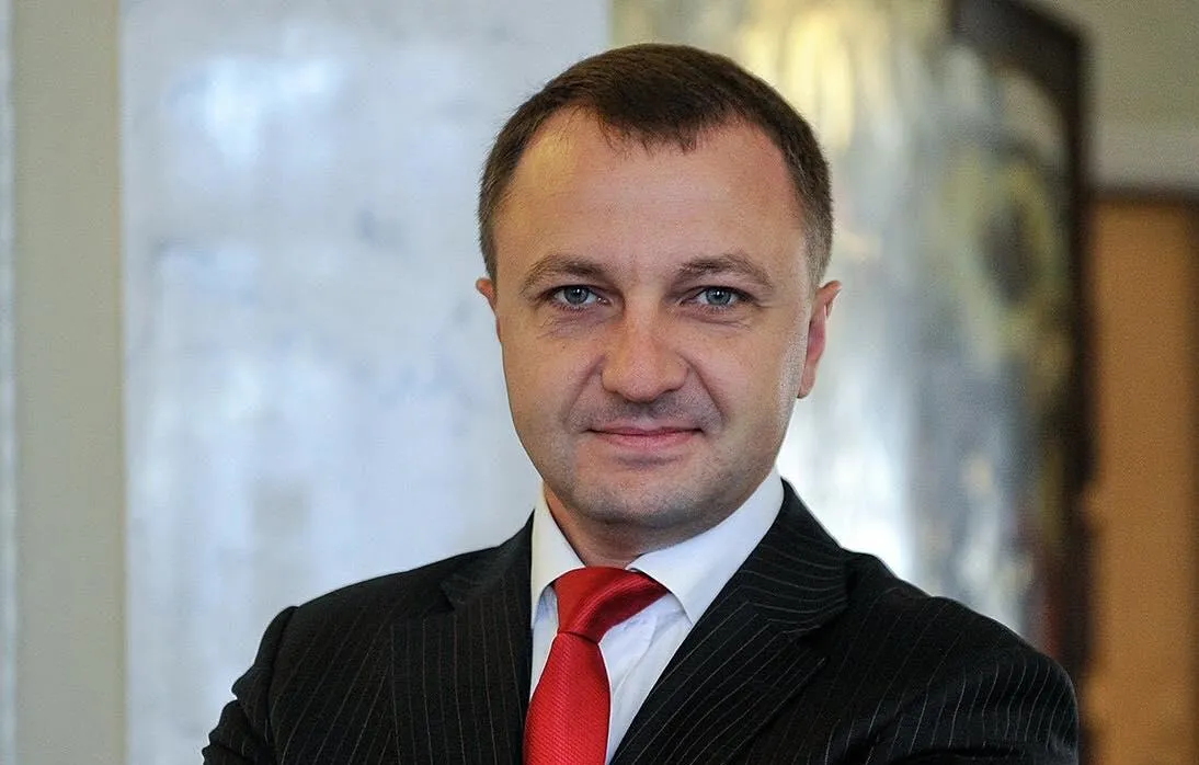 Тарас Кремінь Тарас Кремінь