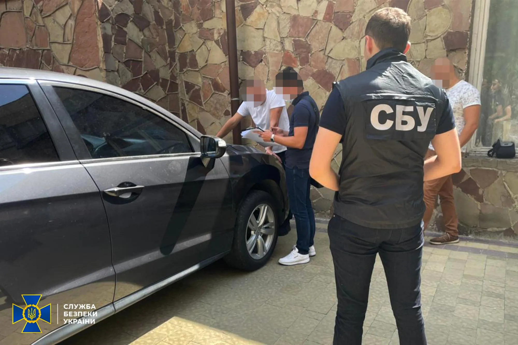 Брав хабар Військовослужбовець На Львівщині 4 тисячі доларів СБУ затримала 28 липня 2021 Брав хабар Військовослужбовець На Львівщині 4 тисячі доларів СБУ затримала 28 липня 2021