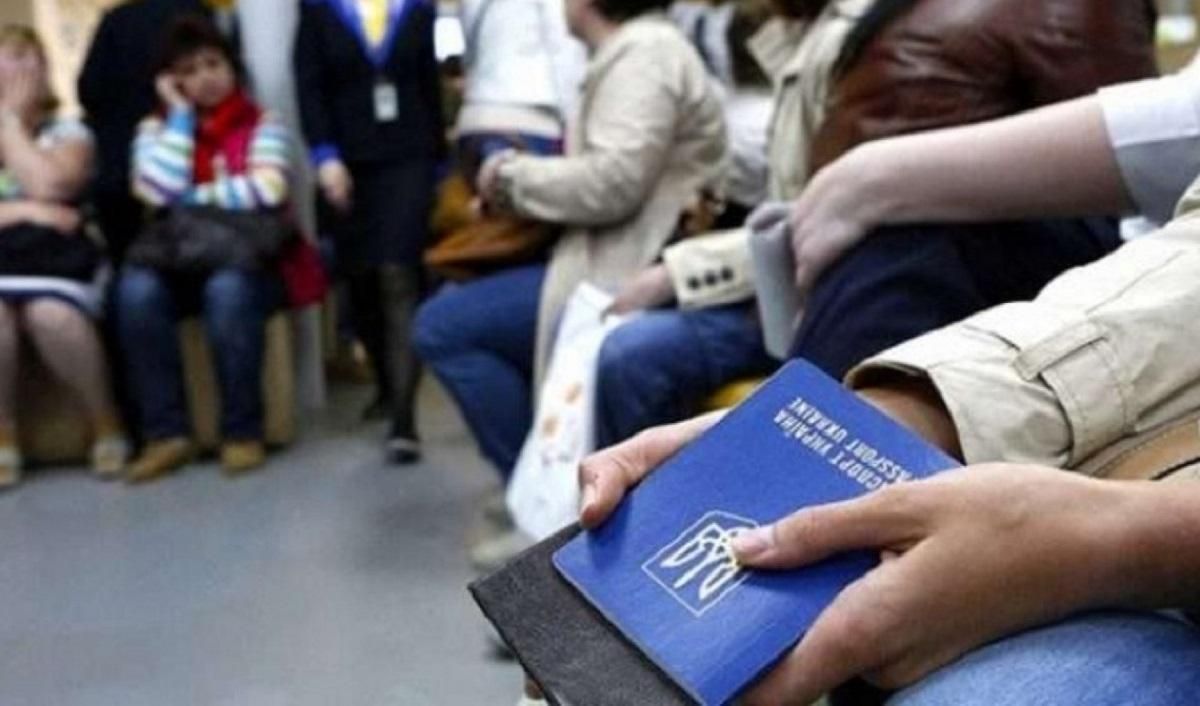 Досвід заробітчан-нелегалів за кордоном: чим ризикують українці - Україна новини - 24 Канал Досвід заробітчан-нелегалів за кордоном: чим ризикують українці - Україна новини - 24 Канал