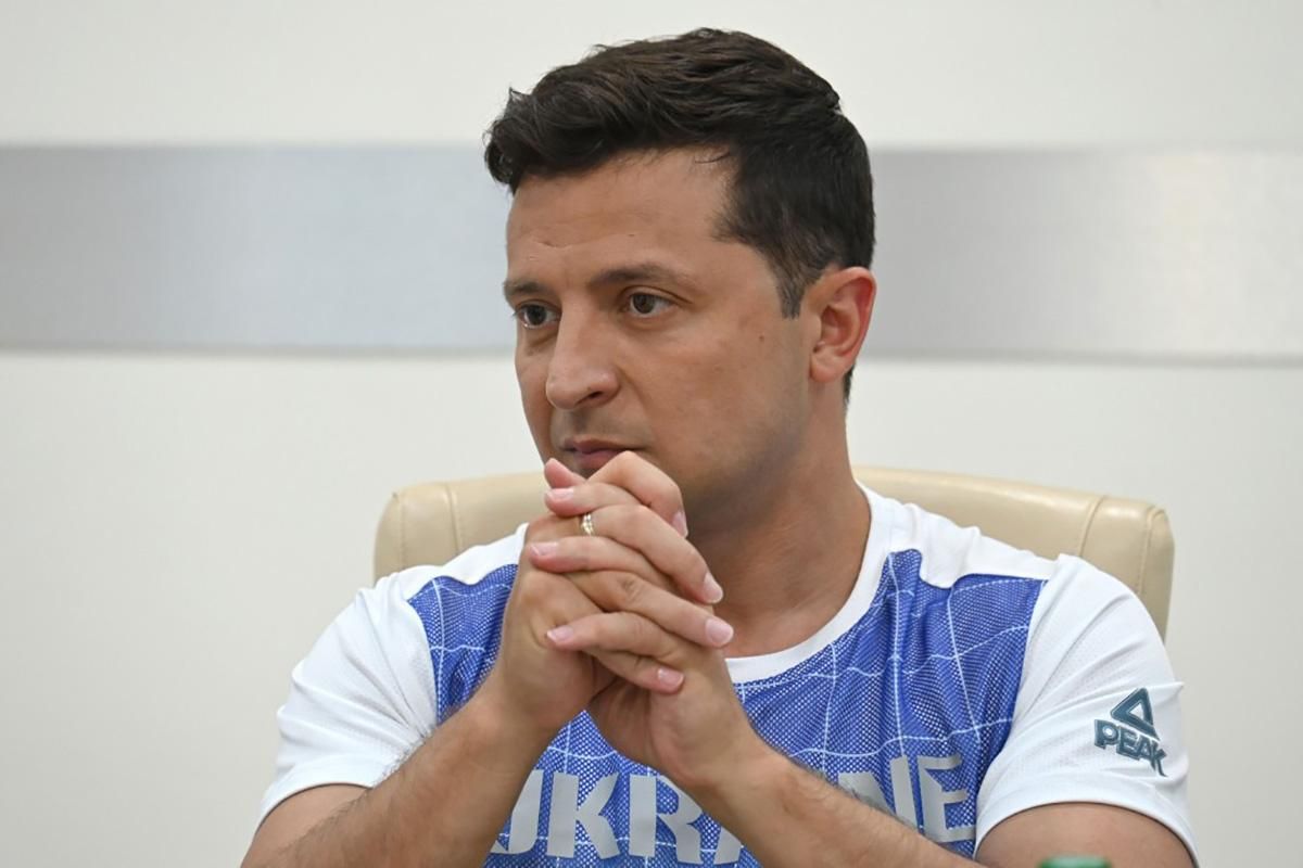 Зеленський привітав Романчука з бронзою на Олімпіаді-2020 Зеленський привітав Романчука з бронзою на Олімпіаді-2020