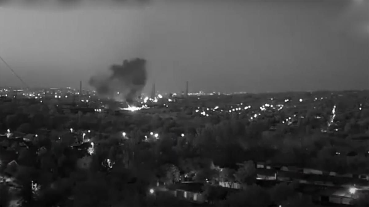 Взрыв на металлургическом заводе в Днепре: видео