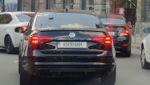 Справжній "киянин": у столиці помітили незвичний номерний знак у Volkswagen