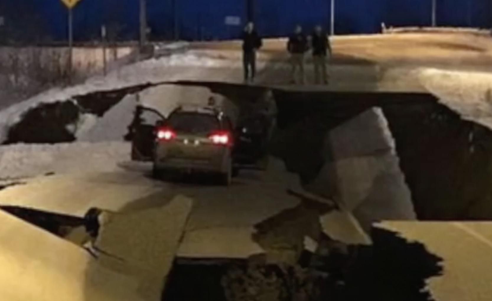 Аляску сколихнув найпотужніший за десятки років землетрус: відео Аляску сколихнув найпотужніший за десятки років землетрус: відео