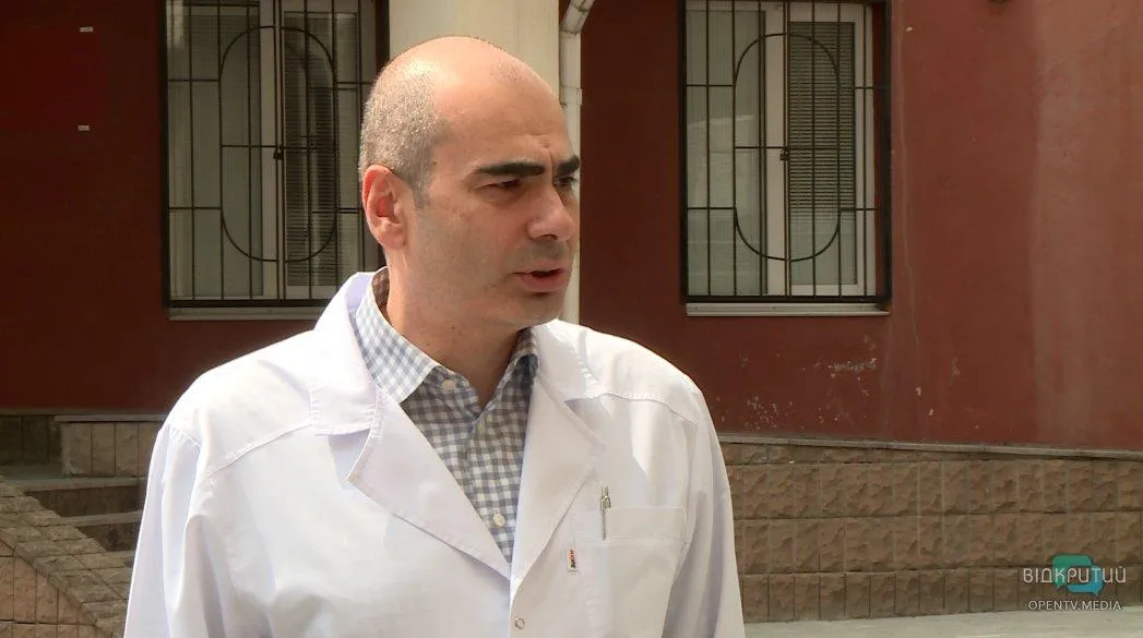 У Дніпрі на хлопчика впав ніж У Дніпрі на хлопчика впав ніж