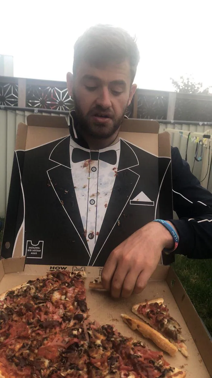 Коробка для тих, хто не вміє їсти піцу акуратно