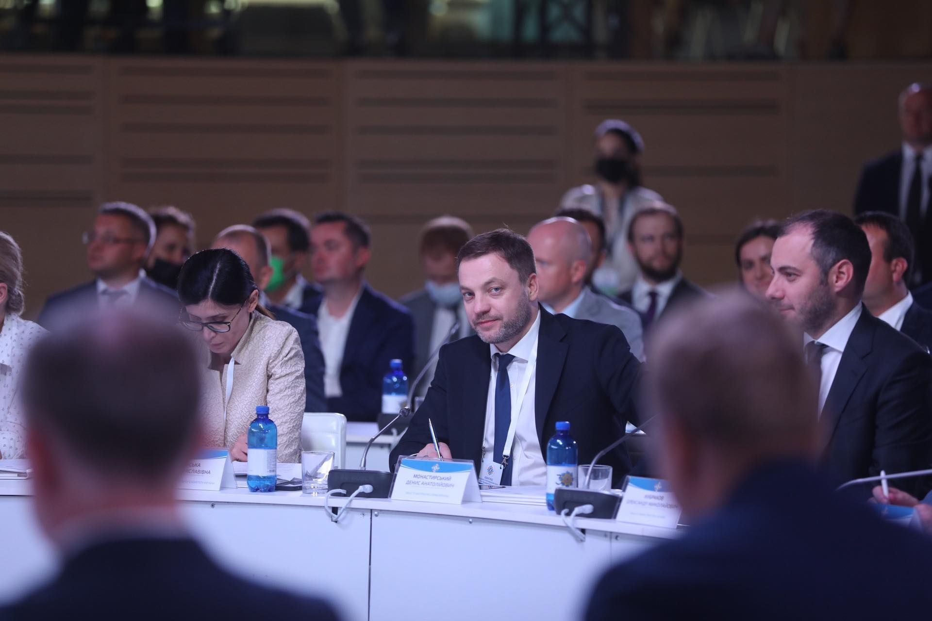 Монастирський хоче передати поліції контроль за автоперевізниками Монастирський хоче передати поліції контроль за автоперевізниками