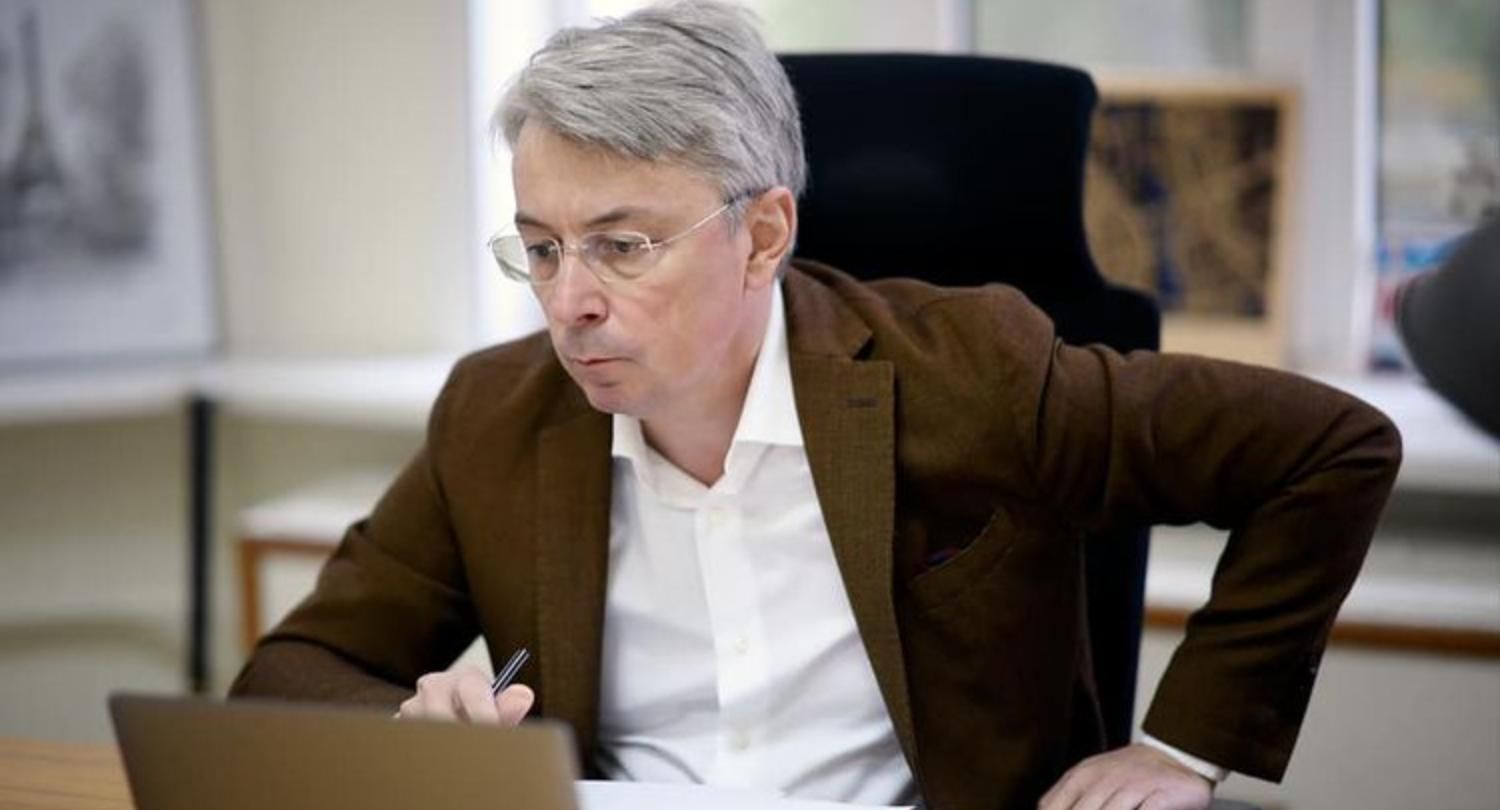 Ткаченко пояснив виробництво російськомовних серіалів в Україні Ткаченко пояснив виробництво російськомовних серіалів в Україні