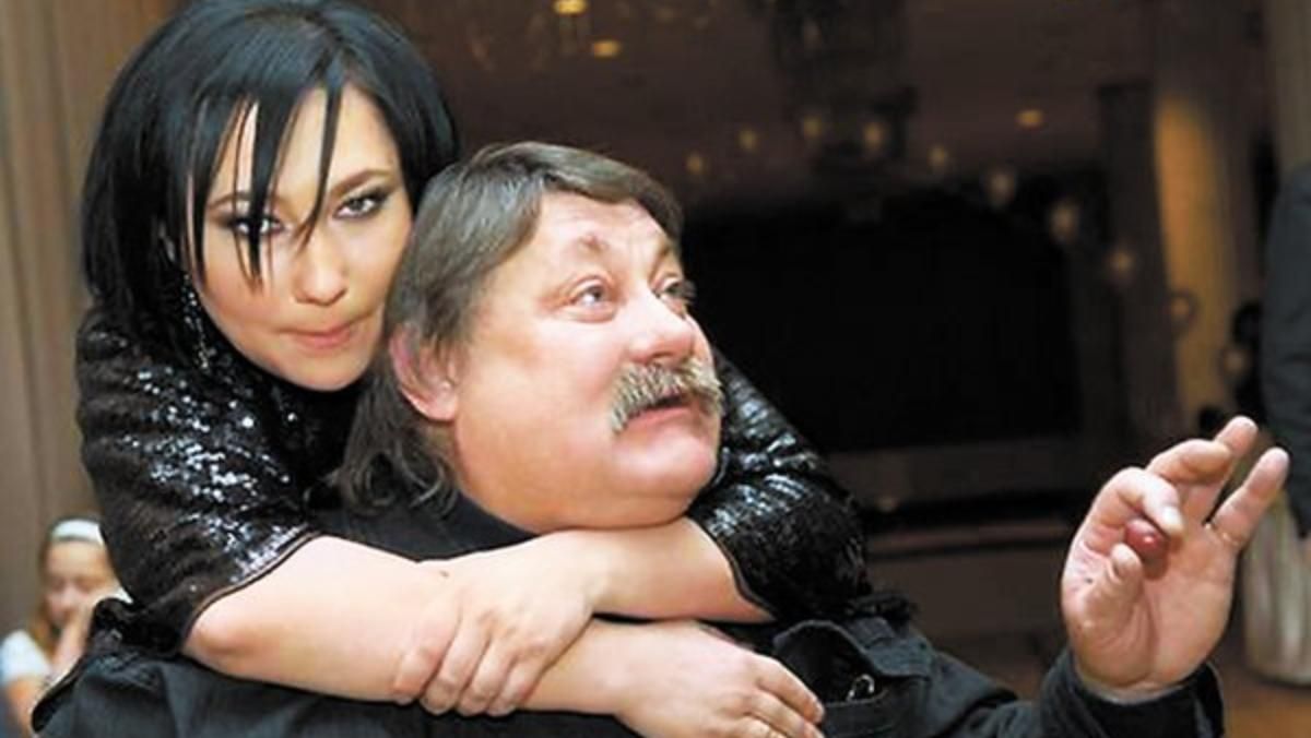 Елена Мозговая рассказала о смерти отца в день годовщины