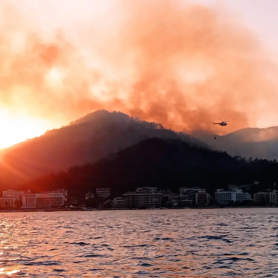 Пожежі біля Мармарису Пожежі біля Мармарису