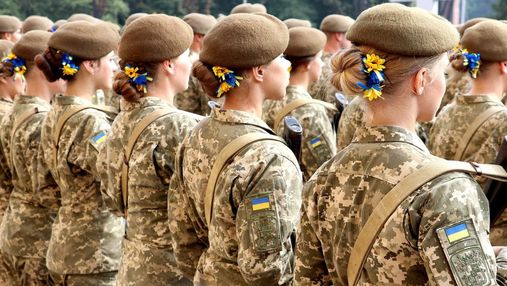 Скільки дівчат вступили у військові виші та коледжі у 2021 році: дані Міноборони