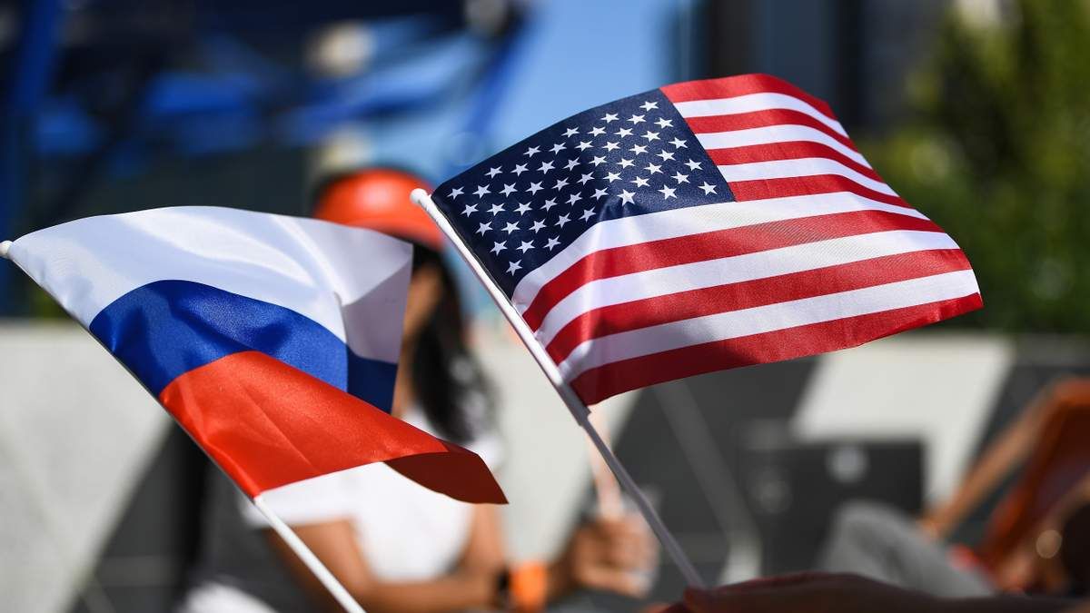 США звільнять 182 працівників дипломатичних місій через санкції Росії