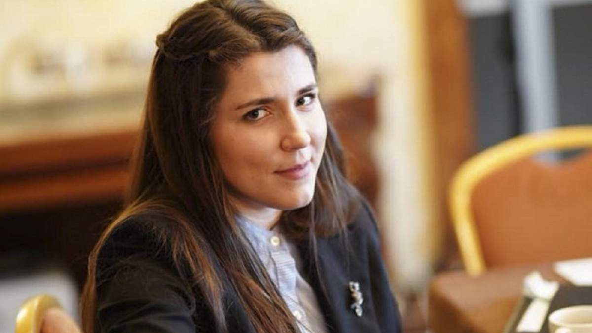 Дружина Хомчака заявила про сексизм і дискримінацію на роботі Дружина Хомчака заявила про сексизм і дискримінацію на роботі