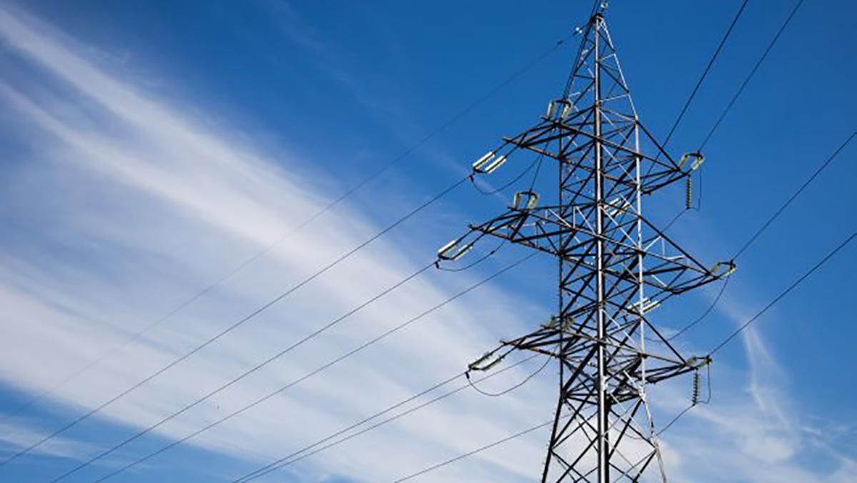 Из-за непогоды более 500 населенных пунктов остались без света Из-за непогоды более 500 населенных пунктов остались без света