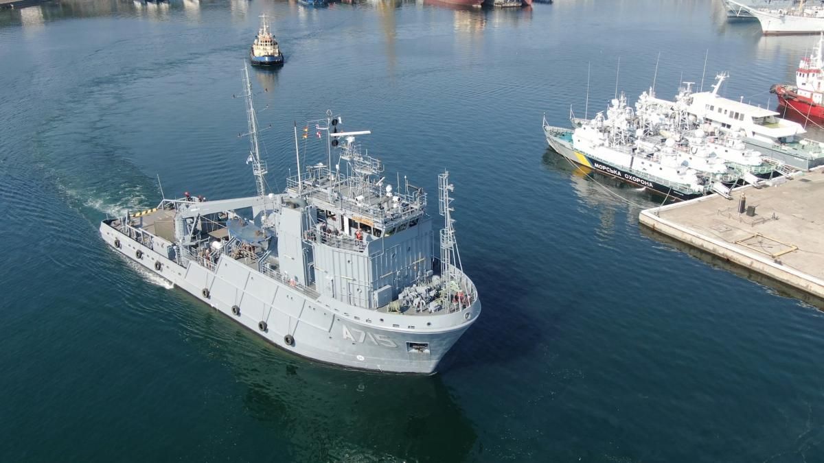 Украинский спасательный корабль прибыл в Румынию на Дайв-2021