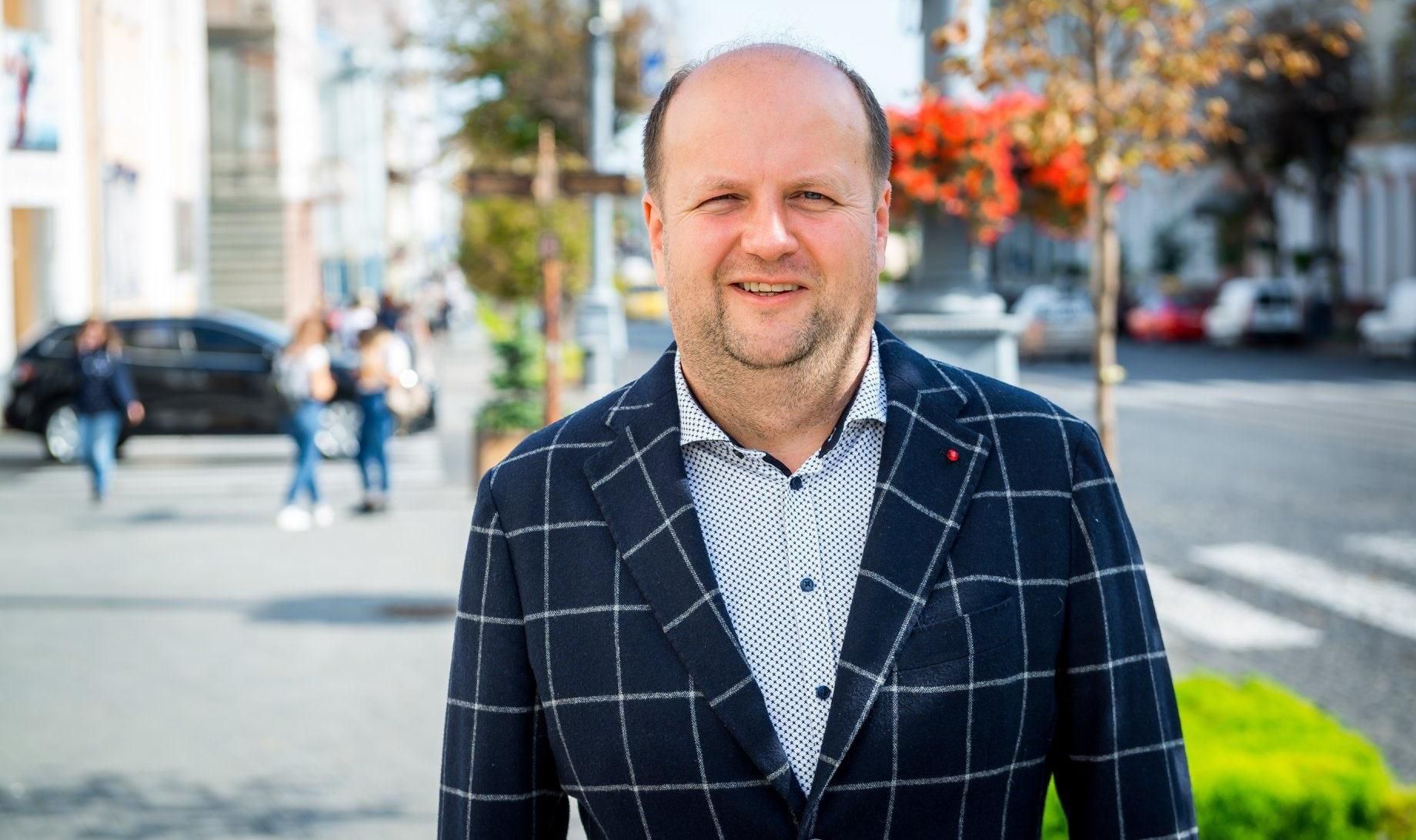 Україна має дуже великий потенціал: лідер гурту "ТІК" розповів про місця, які його надихають Україна має дуже великий потенціал: лідер гурту "ТІК" розповів про місця, які його надихають