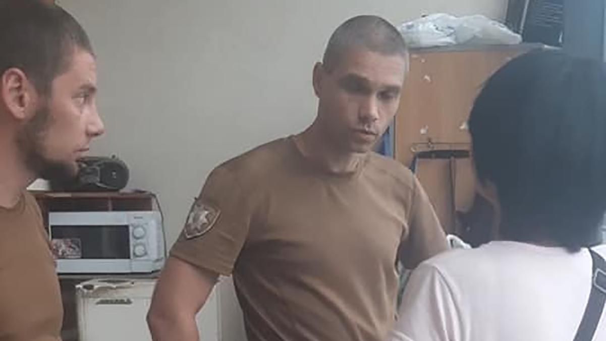 Охранники саду Шевченко заставили детей приседать в Харькове Охранники саду Шевченко заставили детей приседать в Харькове