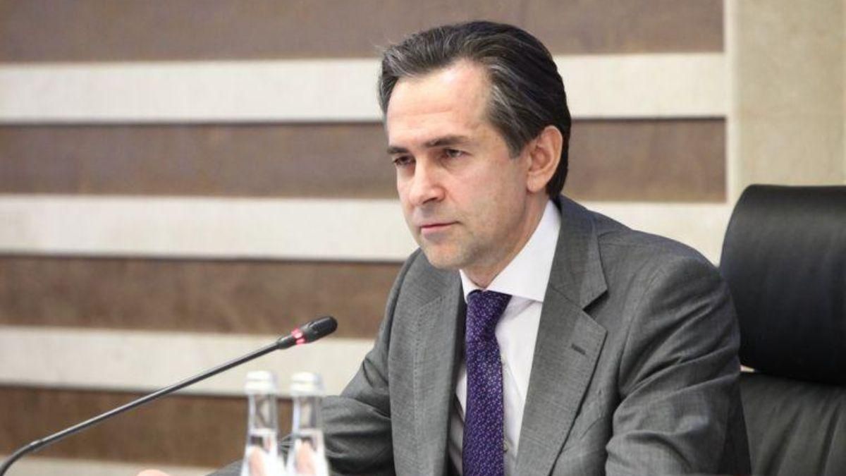 Хто виконуватиме обов'язки прем'єра у разі відсутності Шмигаля Хто виконуватиме обов'язки прем'єра у разі відсутності Шмигаля