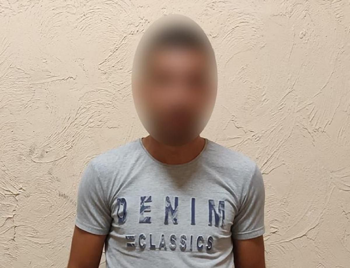 В Запорожской области мужчина насмерть сбил собственную жену и убежал В Запорожской области мужчина насмерть сбил собственную жену и убежал