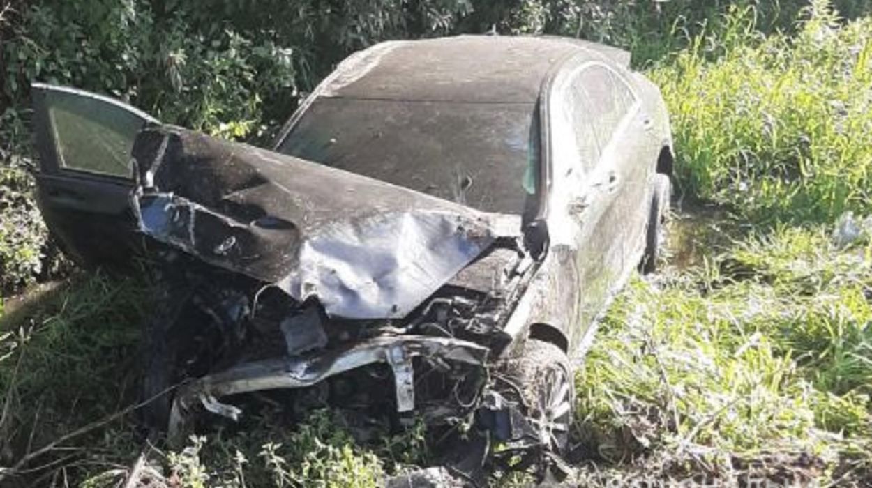 Вилетів у кювет: на трасі Київ – Чоп трагічно загинув водій Mercedes – фото Вилетів у кювет: на трасі Київ – Чоп трагічно загинув водій Mercedes – фото