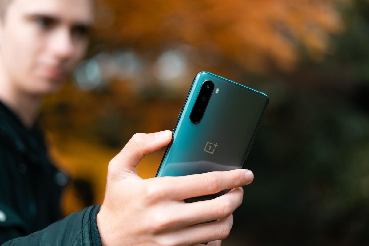 OnePlus сделала заявление относительно взорвавшегося смартфона Nord 2