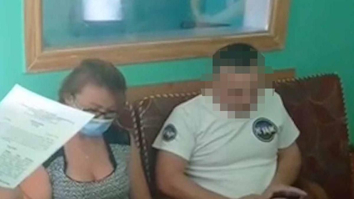 Полиция арестовала активиста из Киева: показал половой орган Полиция арестовала активиста из Киева: показал половой орган