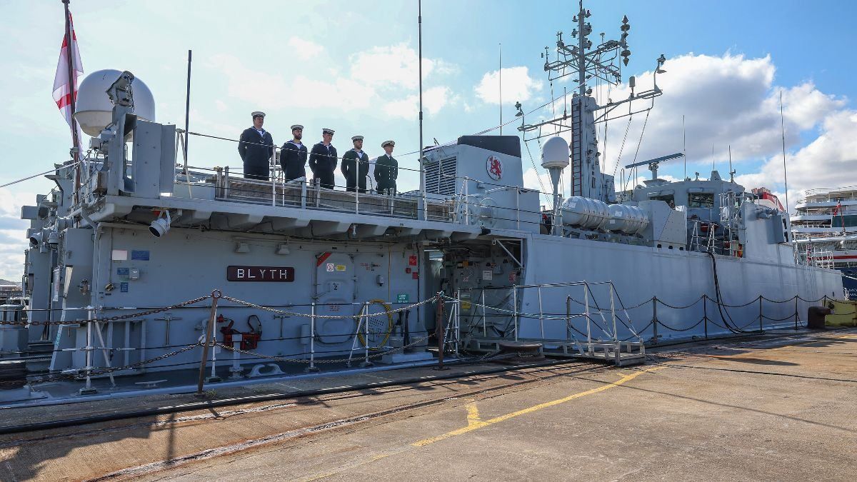 Великобритания передаст Украине 2 противоминных корабля класса Sandown