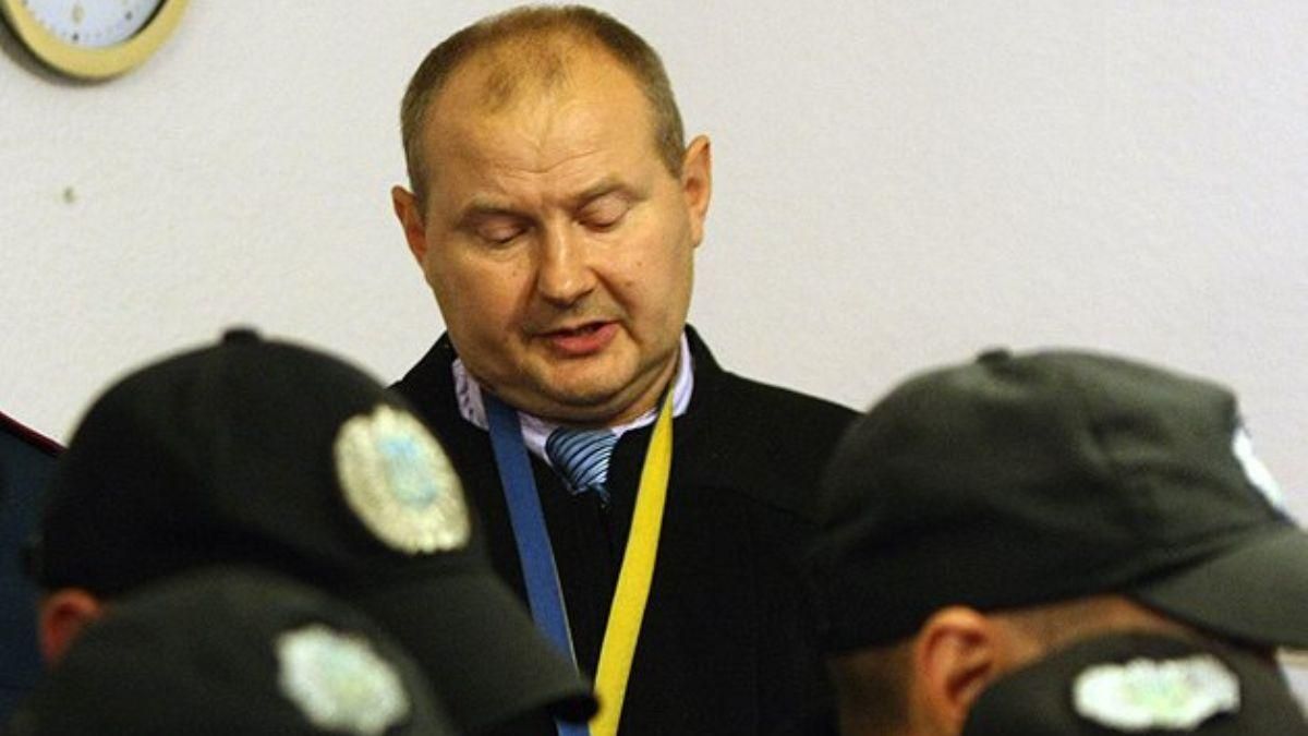 Суд не определился, кто будет охранять Чауса, - Бутусов Суд не определился, кто будет охранять Чауса, - Бутусов