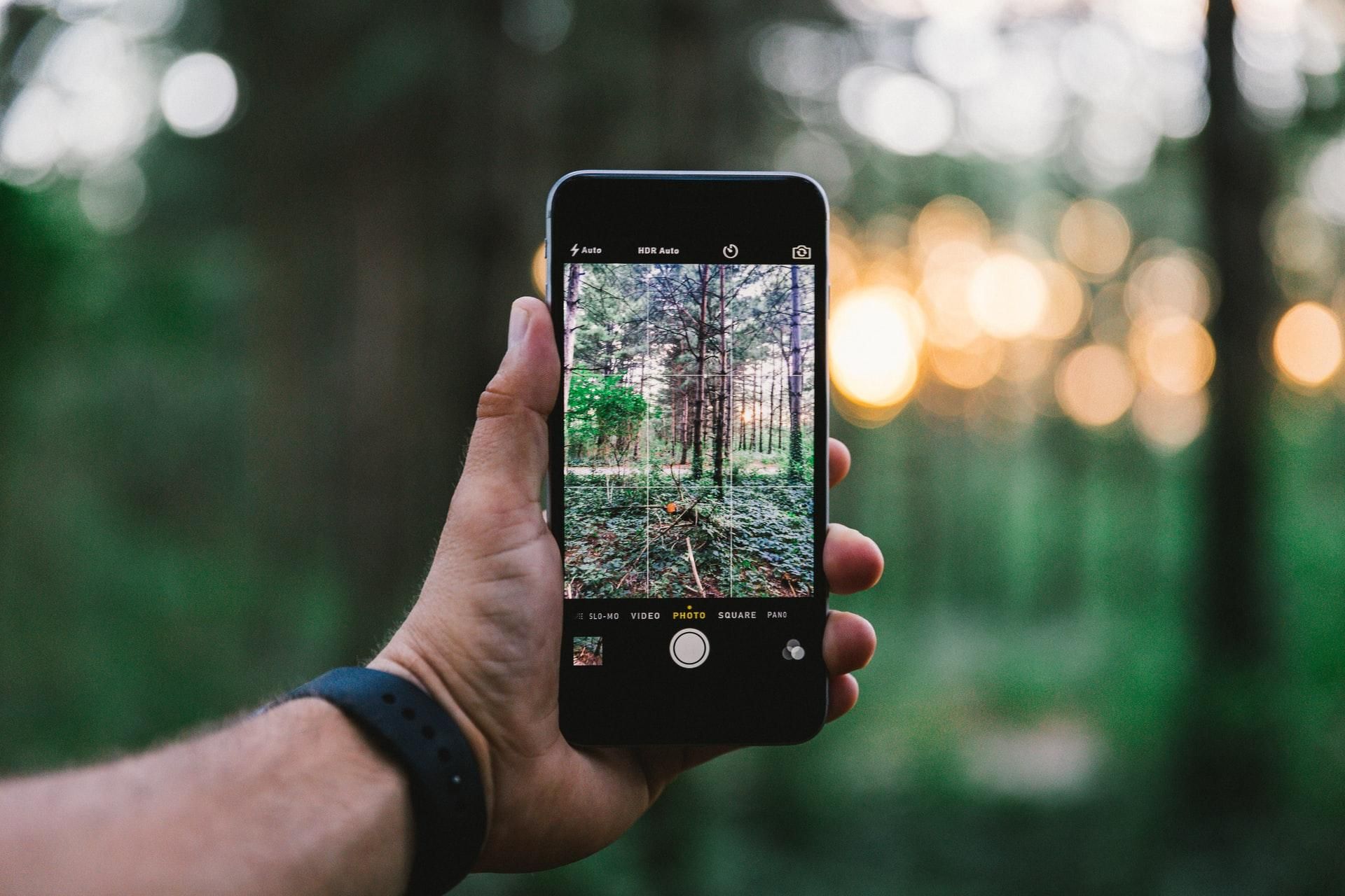 iOS 15 позволит автоматически удалять блики с фотографий