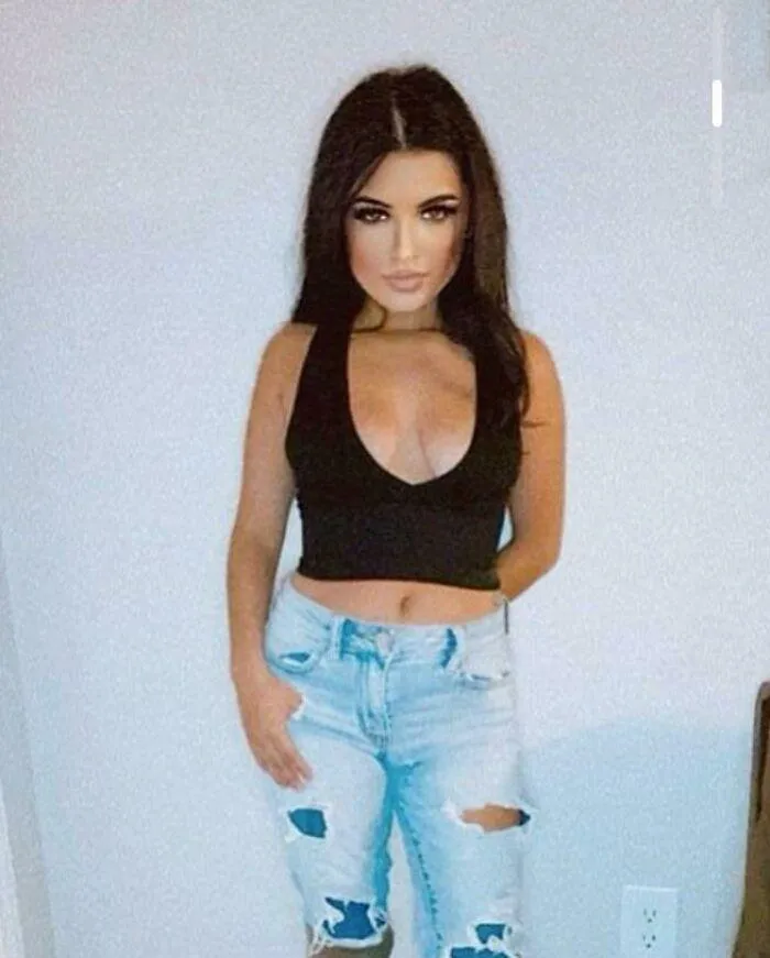 Зовсім непомітно, що лише – чуже Зовсім непомітно, що лише – чуже