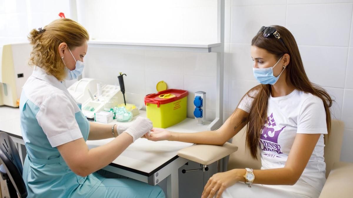 Представниці Міс України здали кров для лікарні Охматдит Представниці Міс України здали кров для лікарні Охматдит