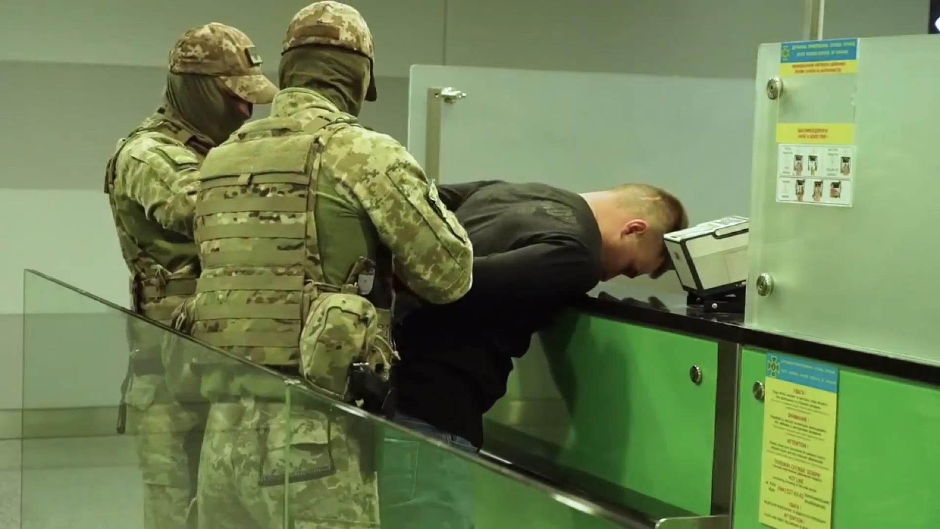 Прикордонники розповіли про роботу: скандал із росіянами через хабар Прикордонники розповіли про роботу: скандал із росіянами через хабар