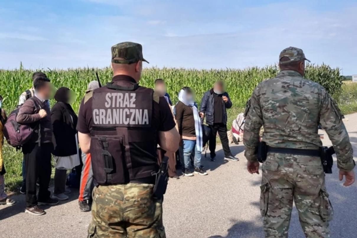 На кордоні Польщі та Білорусі затримали рекордну кількість мігрантів