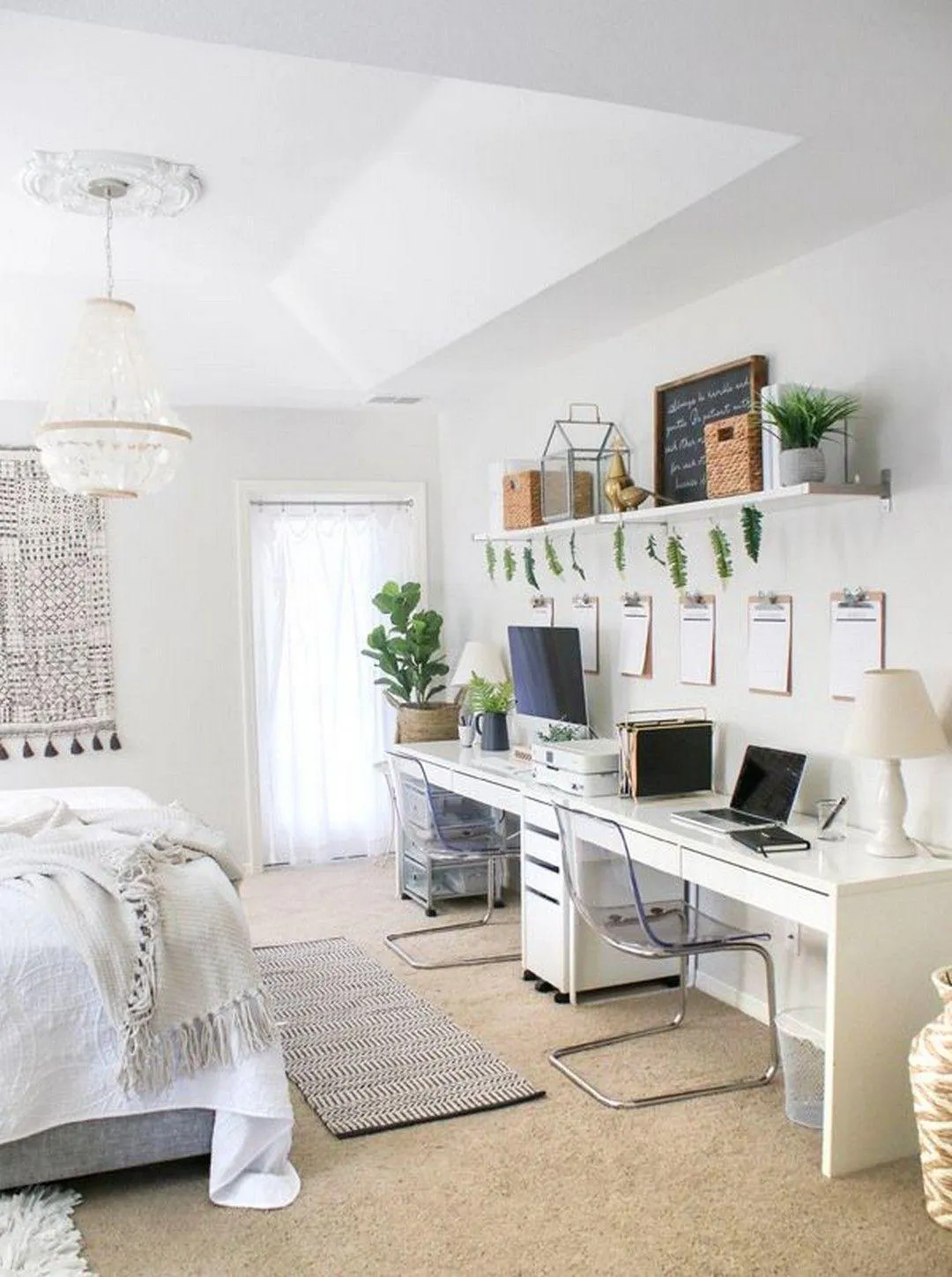Домашній офіс в спальні: 15 компактних ідей для натхнення 